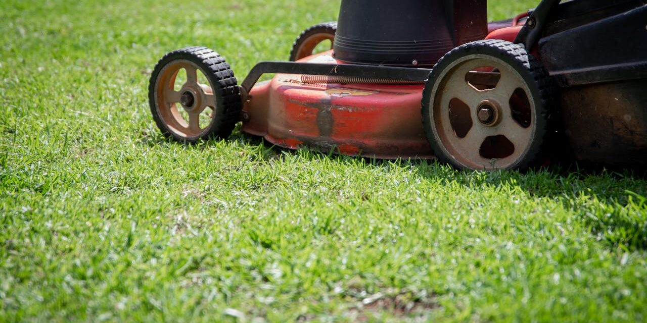 Husqvarna – niezawodne maszyny i narzędzia dla profesjonalistów i pasjonatów ogrodu