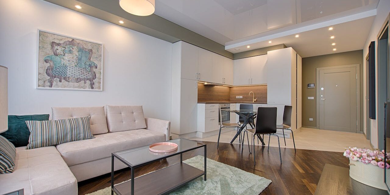 Sklep z meblami – jak znaleźć sprawdzony salon z szeroką ofertą i atrakcyjnymi cenami