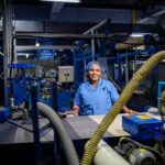 Kiedy warto wdrożyć wózki manipulacyjne zamiast klasycznych rozwiązań transportowych?